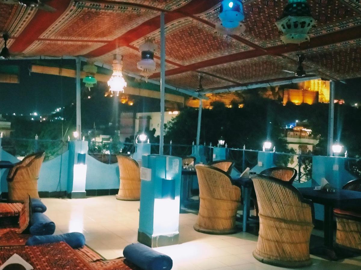 Dylan Cafe And Guest House Jodhpur  Ngoại thất bức ảnh